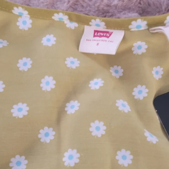 Levi's Embry Shirt - Picture 7 of 9